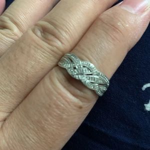 925 silver Celtic woven ring size 7.